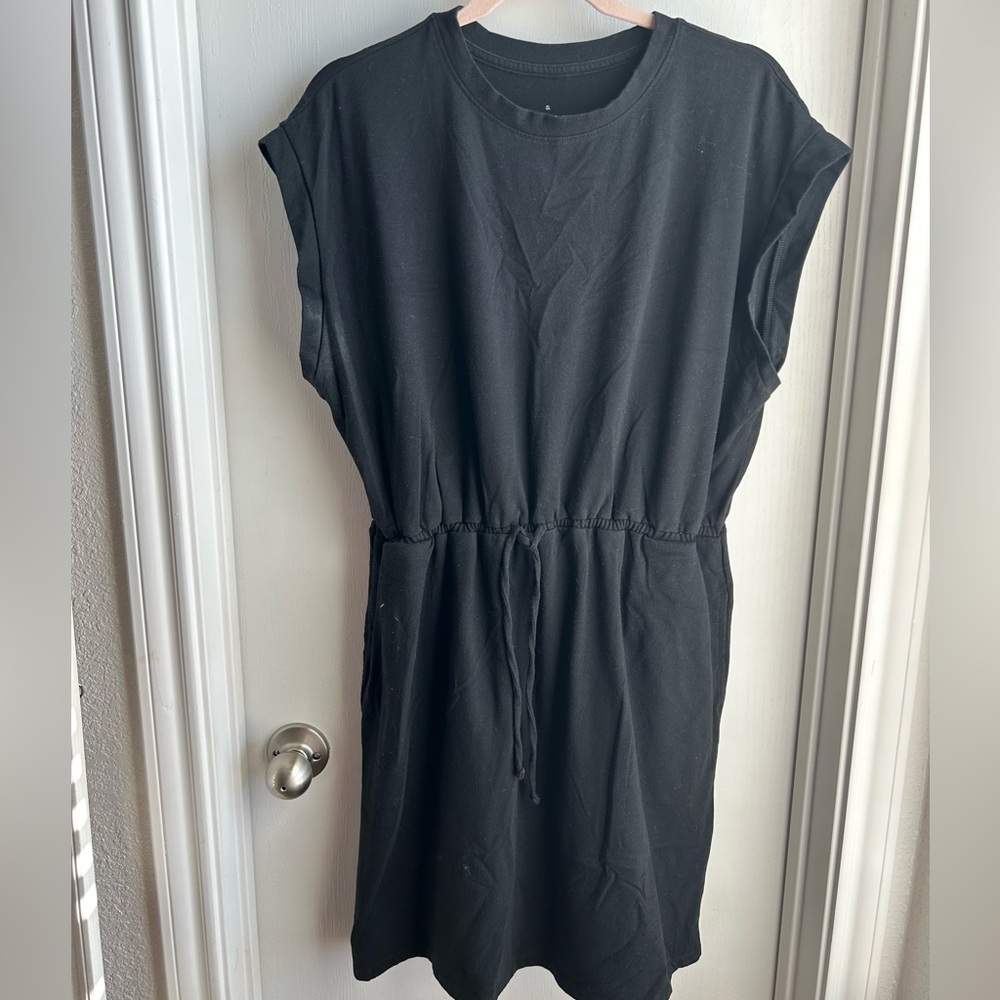 A New Day black dress with pockets